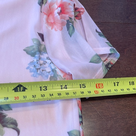 Pink floral dress - Picture 9 of 10